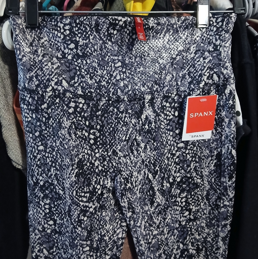 SPANX Black and White Snakeskin Patterned Leggings